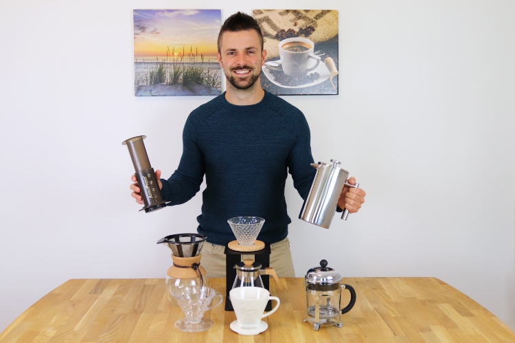 Patrick mit Kaffeebereitern - Coffee Tasters