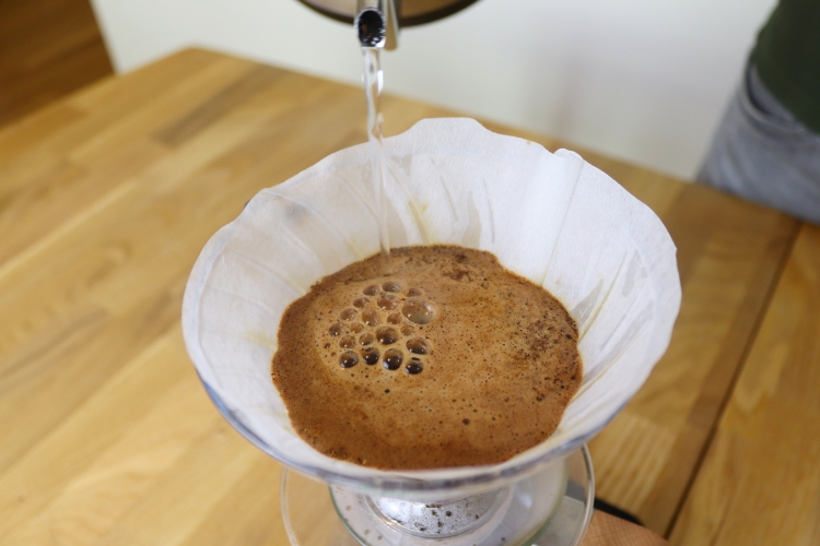 Hario V60 Kaffeefilter Pour Over - Coffee Tasters