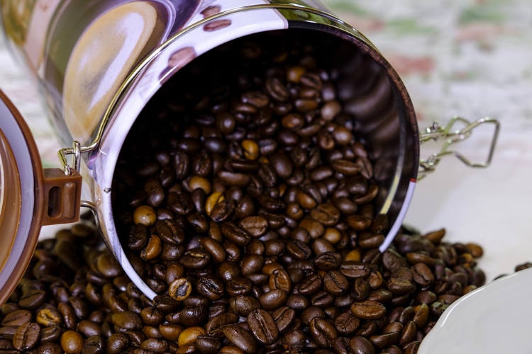 Kaffeebohnen in Dose aufbewahren