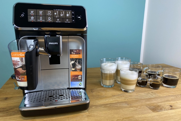 Philips LatteGo mit 5 Kaffeespezialitaeten - Coffee Tasters