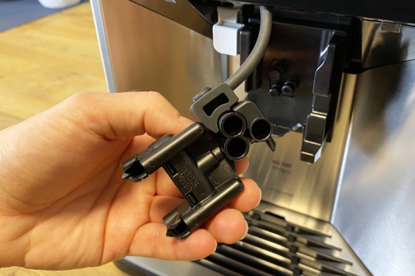 Siemens EQ.500 Milchadapter - Coffee Tasters