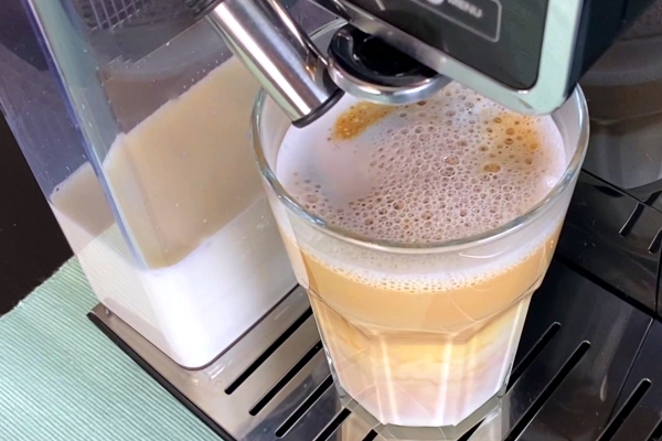 Delonghi Dinamica Caffe Latte