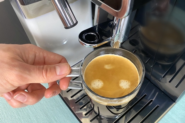 Delonghi Dinamica Kaffee
