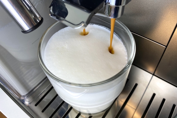 Delonghi Dinamica Plus Cappuccino Espresso
