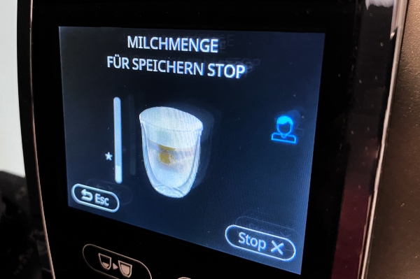 Delonghi Dinamica Plus Kaffeevollautomat Milchmeneg speichern