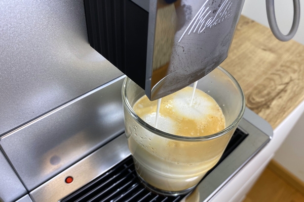 Melitta Latte Select Cappuccino Reihenfolge Milchschaum