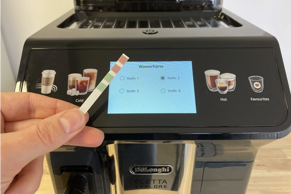 DeLonghi Eletta Explore Kaffeevollautomat reinigen Wasserhaerte einstellen