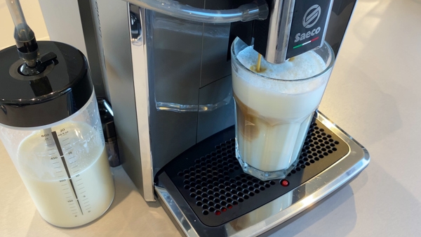 Stiftung Warentest Kaffeevollautomaten Milchschaum