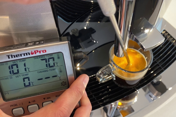 Jura E8 Espresso Temperatur messen