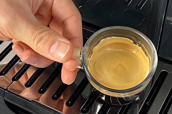 DeLonghi Eletta Explore Espresso im Test