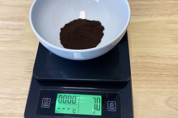 Philips LatteGo 5400 Kaffee wiegen