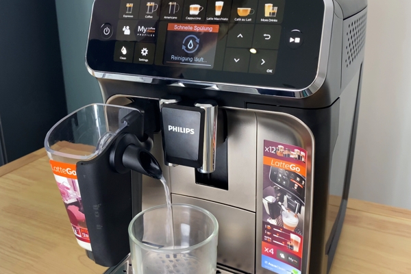 Philips LatteGo 5400 Milchsystem Kaffeevollautomat reinigen