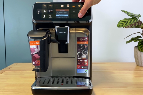 1 Philips Kaffeevollautomat Entkalken Menue 1 - Coffee Tasters