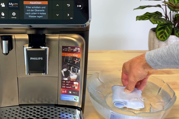 Philips Kaffeevollautomat Entkalken Wasserfilter Tauchen - Coffee Tasters